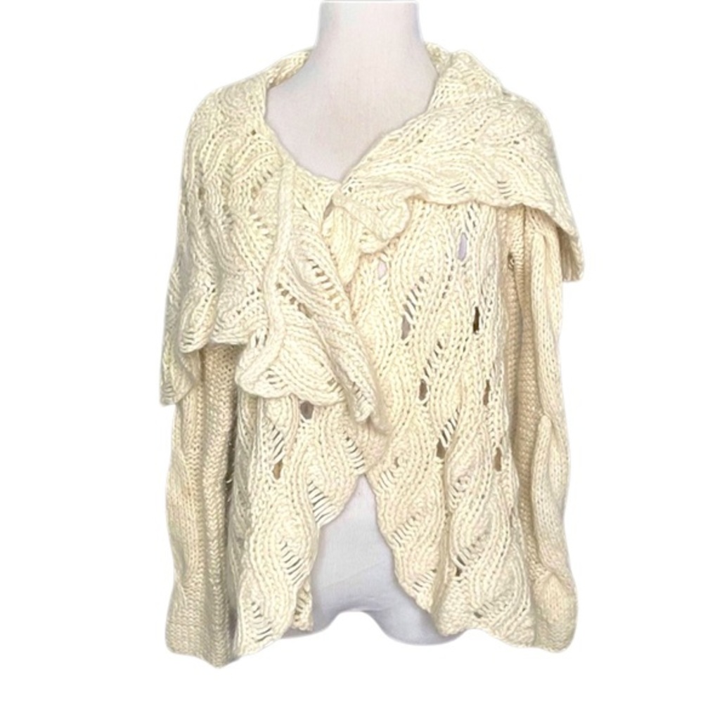 Anthropologie sleeping on snow
Angora/wool crochet‎ knit sweater shawl collar
